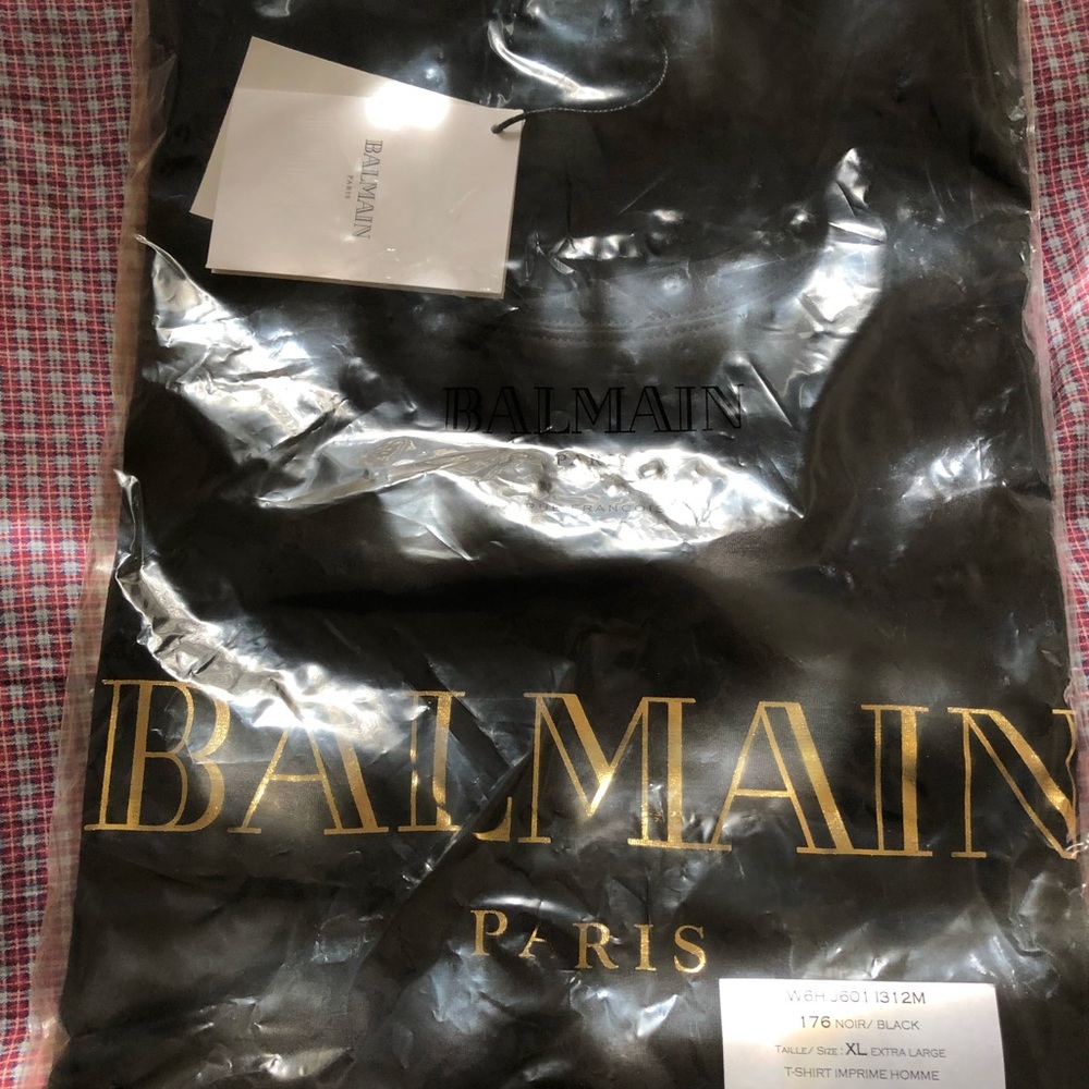 Men’s balmain t shirt